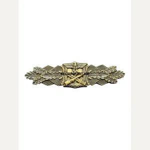 Close Combat Clasp in Bronze
