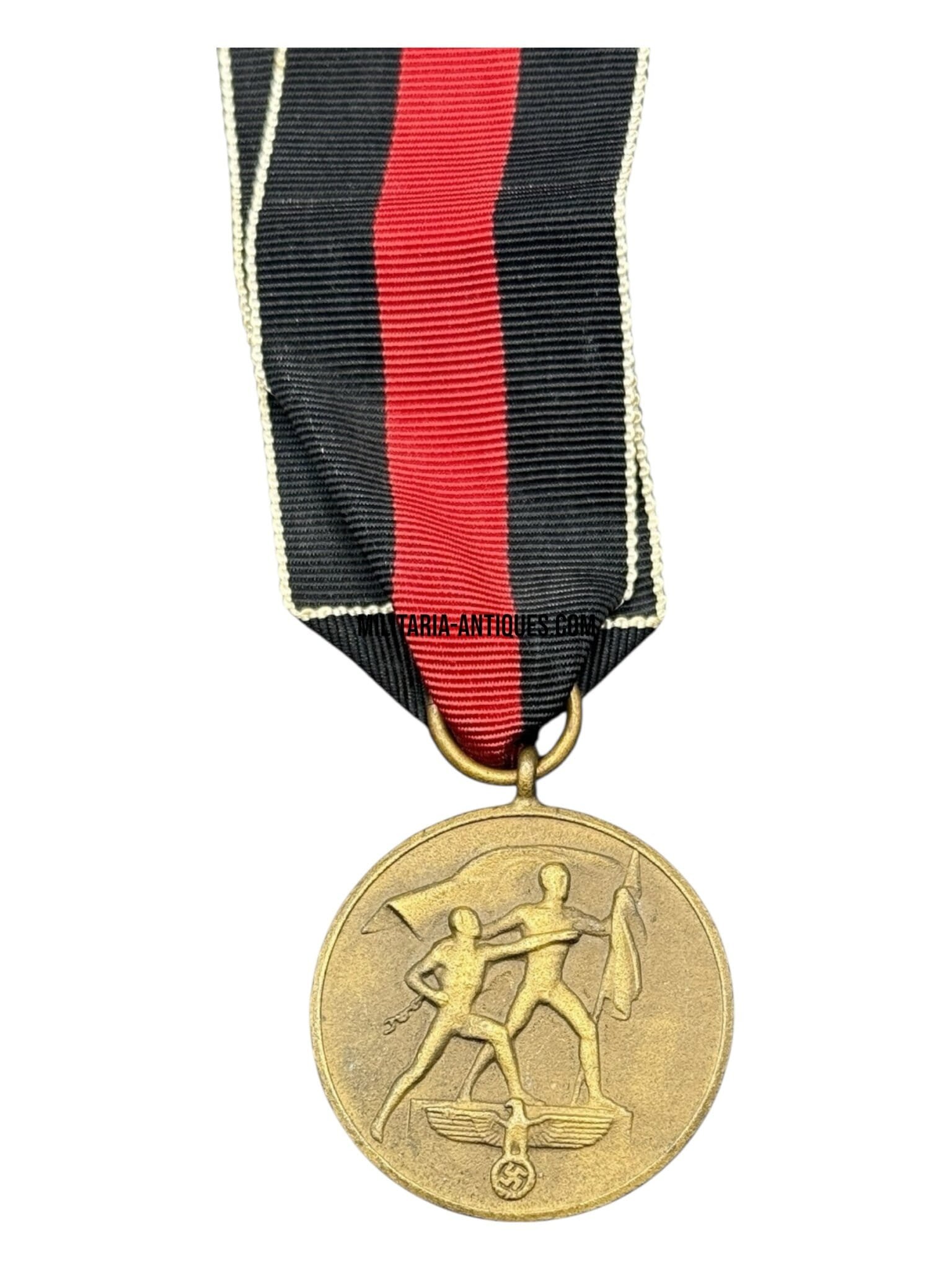 1 October 1938 Medal — image 3