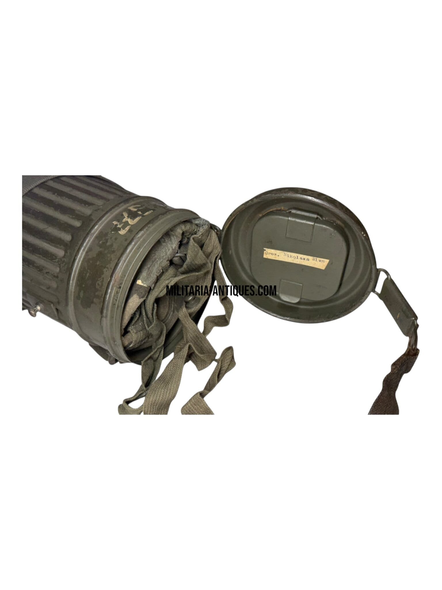 2-tone gasmask — image 5