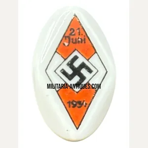 Hitler-Jugend porcelain 1934 pin