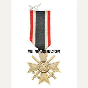 Kriegverdienstmedaille with swords