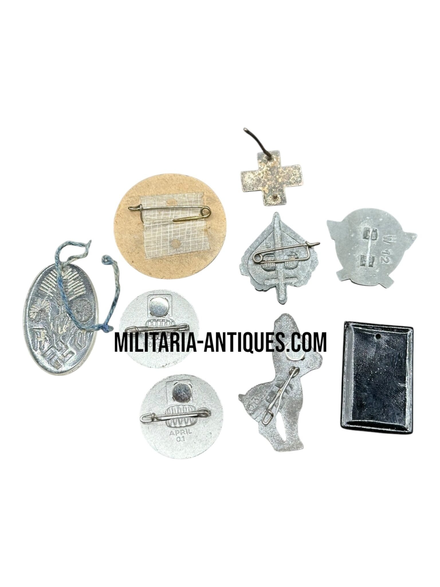 Winterhilfe pins — image 2