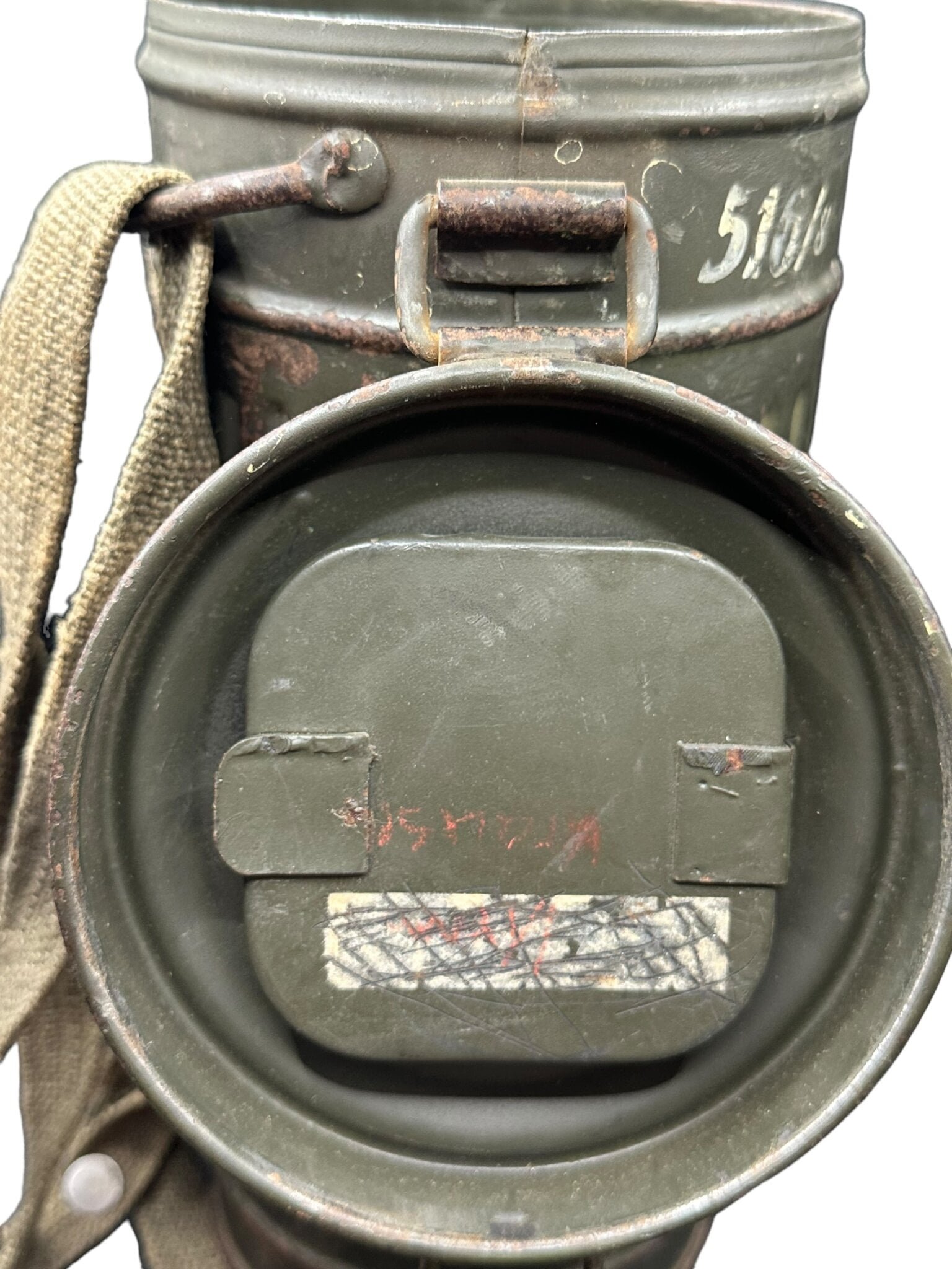 Green camouflaged gasmask — image 11