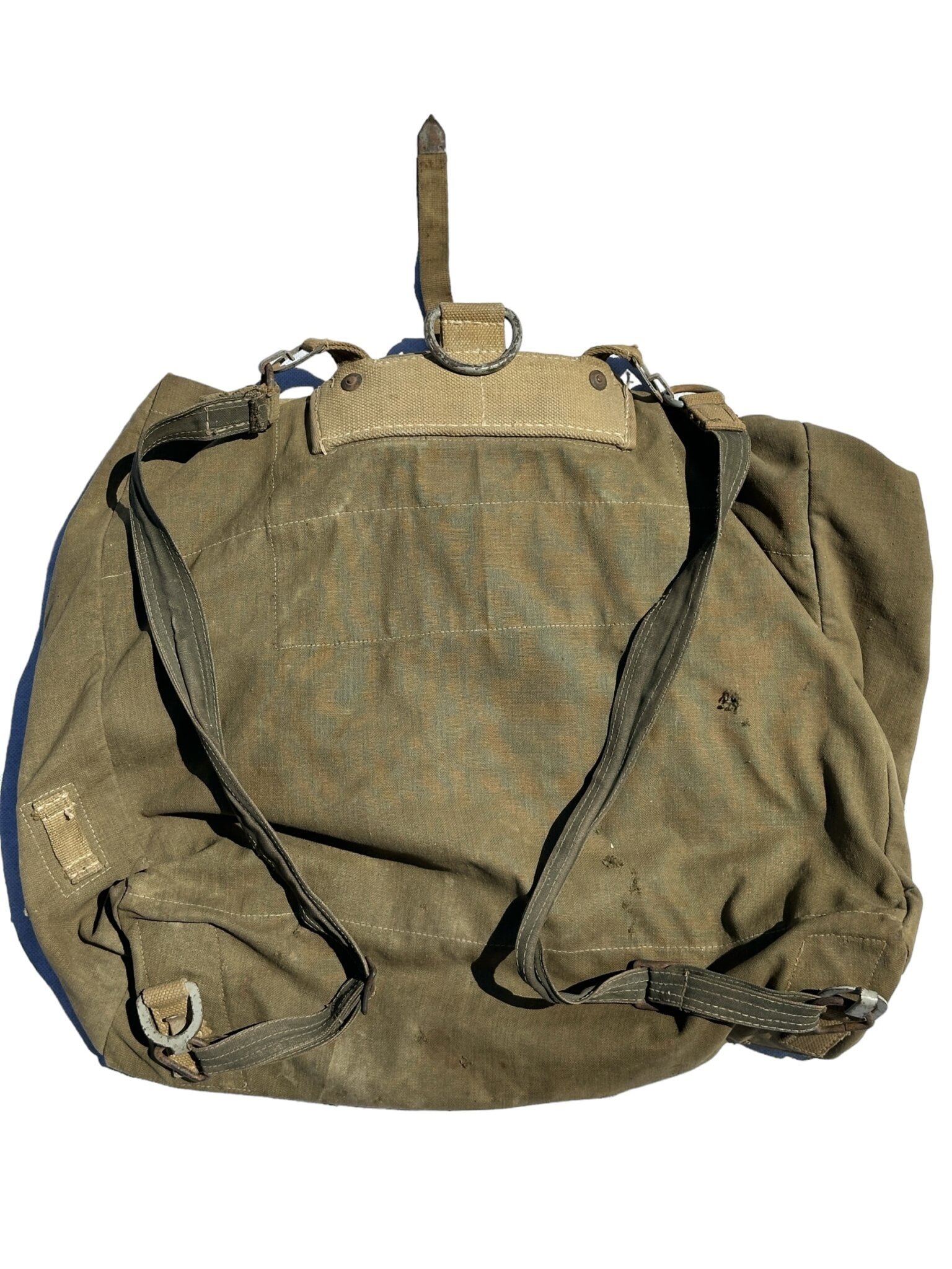 tropical backpack with straps! — image 2