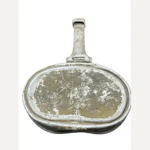 Camouflaged messkit lid