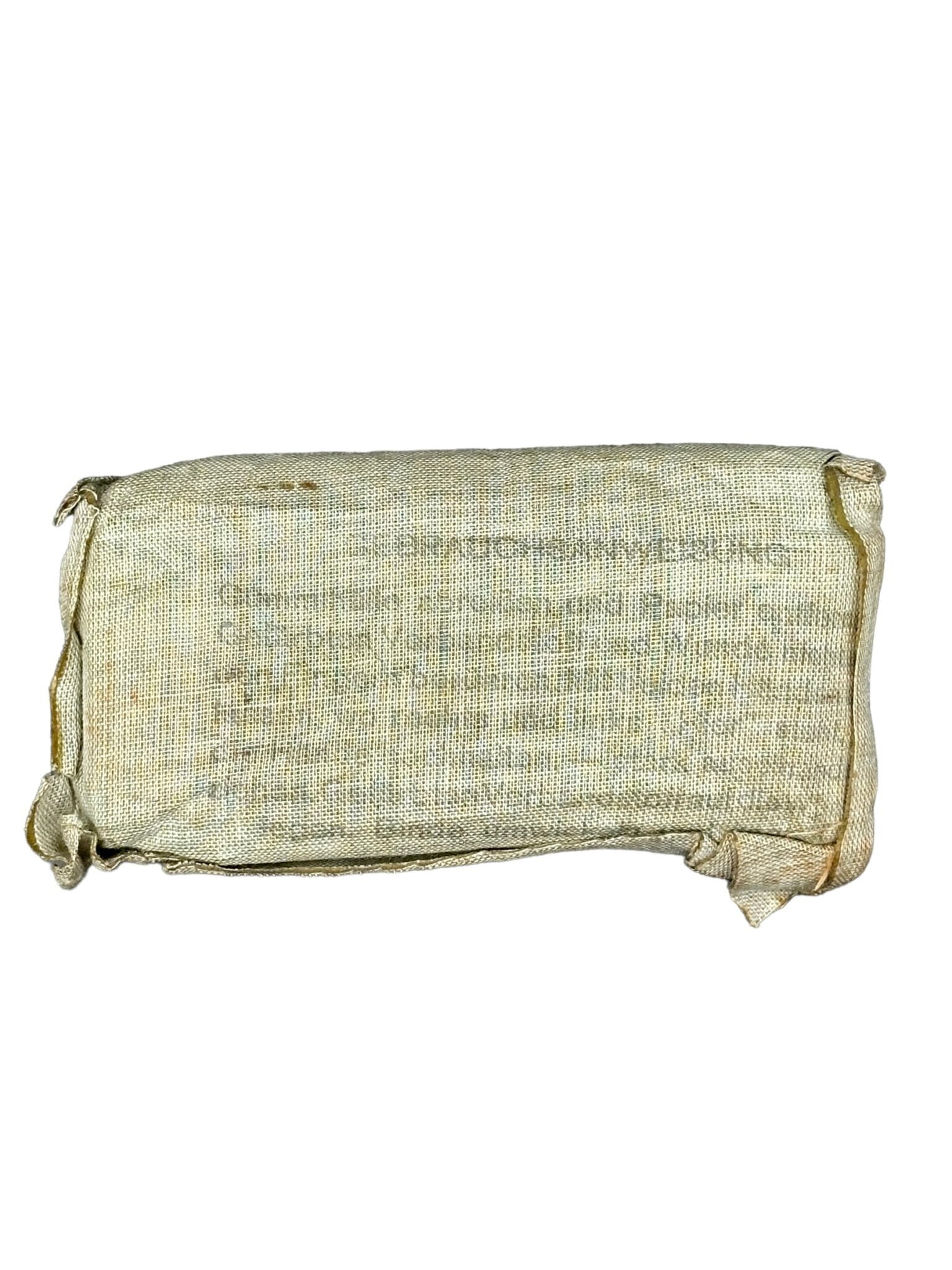 First aid pack 1943 — image 2