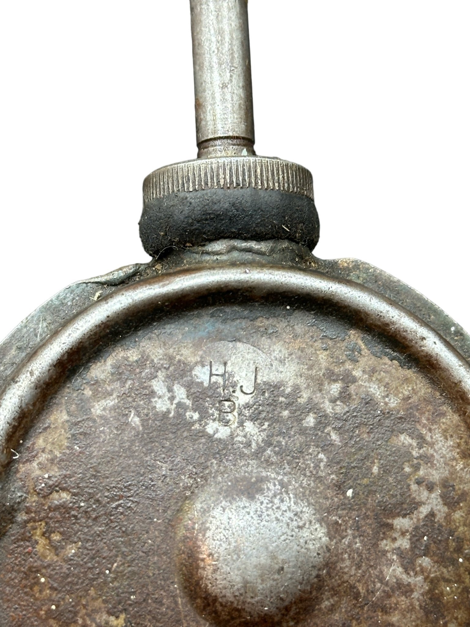 Mg34/42 oiler marked H.J.B. — image 3