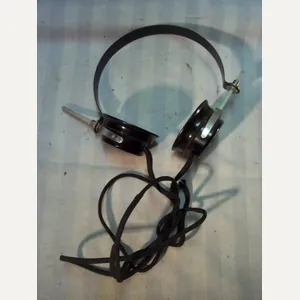 German headphones, nicely marked, Wehrmachtabnahme stamps. Duitse koptelefoon met WA …