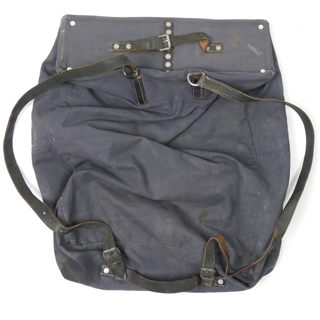 Luftwaffe Officer's Clothing Bag — image 3