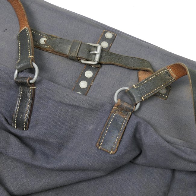 Luftwaffe Officer's Clothing Bag — image 4