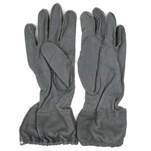 Luftwaffe 'Fallschirmjäger' Gloves 1944