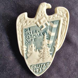 'Die Bayer. Ostmark Ruft Gautag 1937' Porcelain Tinnie