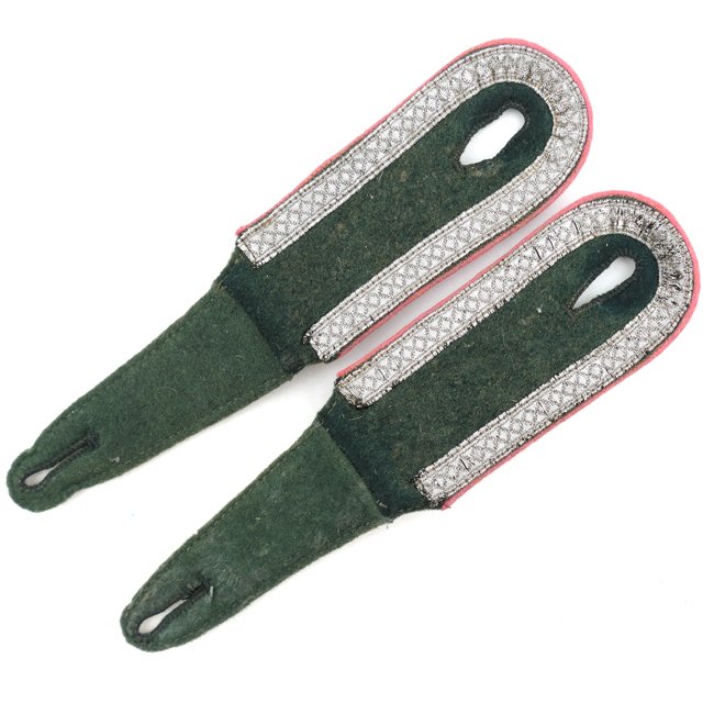 WH (Heer) M36 'Panzerjäger' Shoulder-Straps — image 2