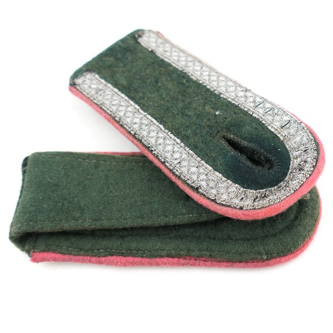 WH (Heer) M36 'Panzerjäger' Shoulder-Straps — image 3