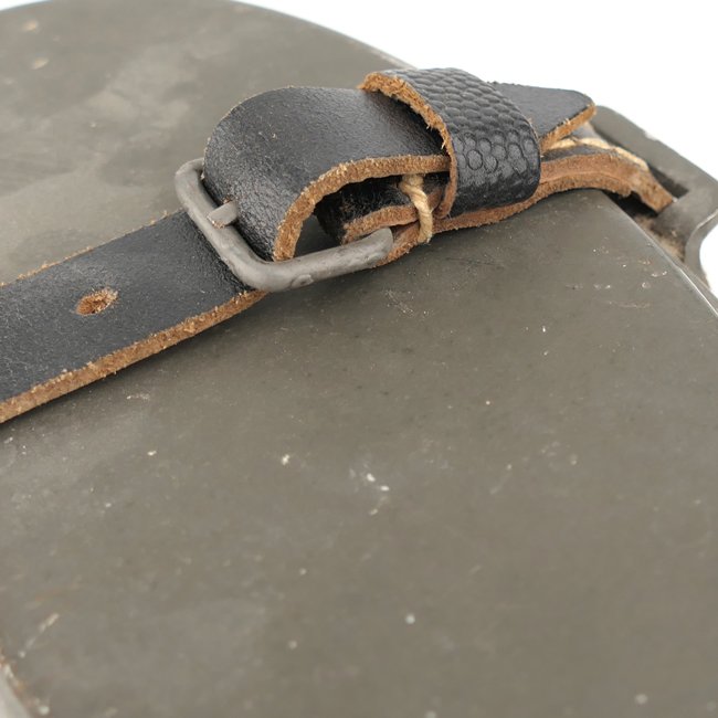 Wehrmacht Mess Kit M31 & Strap — image 3