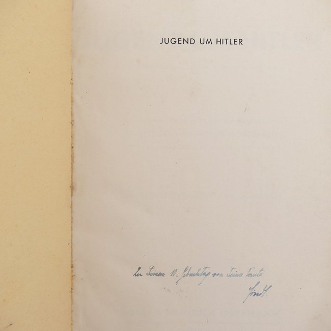 Hoffmann Photo-Book: 'Jugend um Hitler' — image 2
