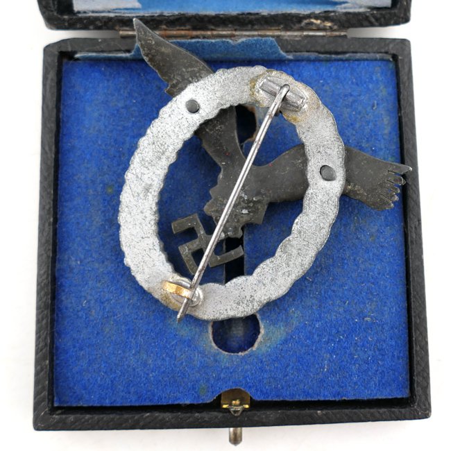 Cased Luftwaffe Pilots Badge - 'FLL' — image 4