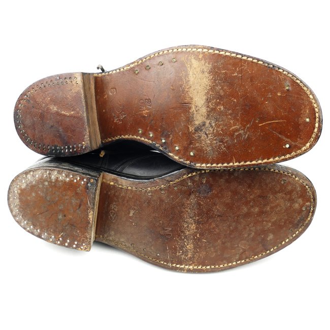 Canadian Walking Out Ankle Boots 1943 — image 5