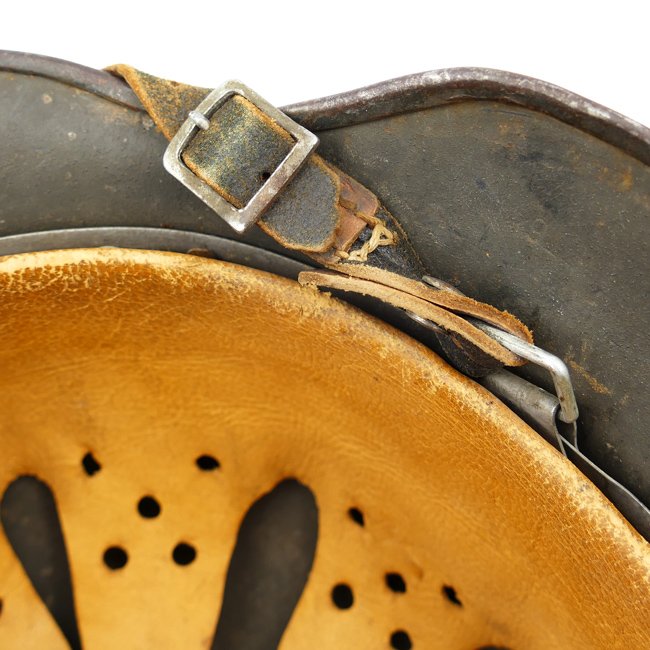 WH (Heer) M35 Camouflage Helmet — image 10