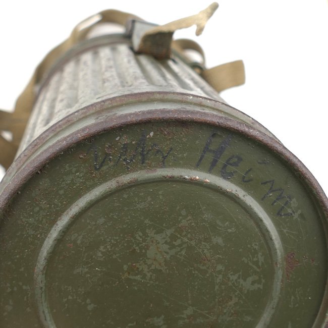 WH (Heer) Gasmask with short type Canister — image 11