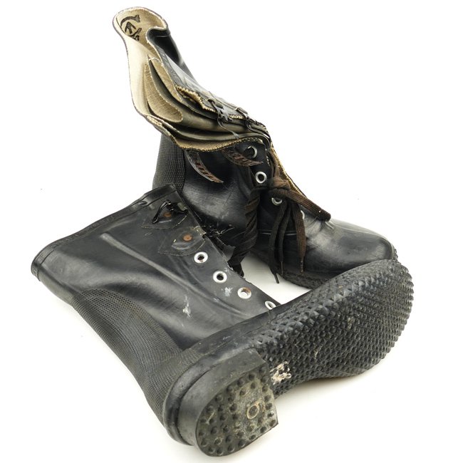 Canadian Rubber Boots 1944 — image 2