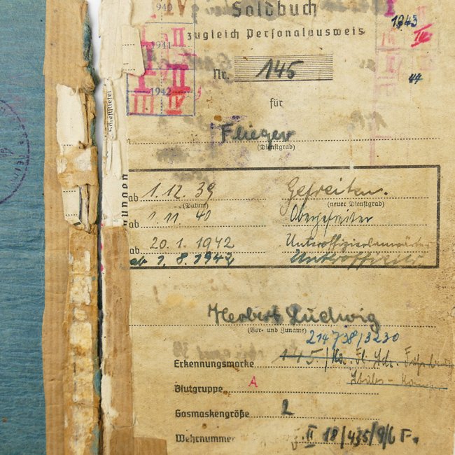 Luftwaffe 'Fallschirmjäger' Soldbuch — image 4