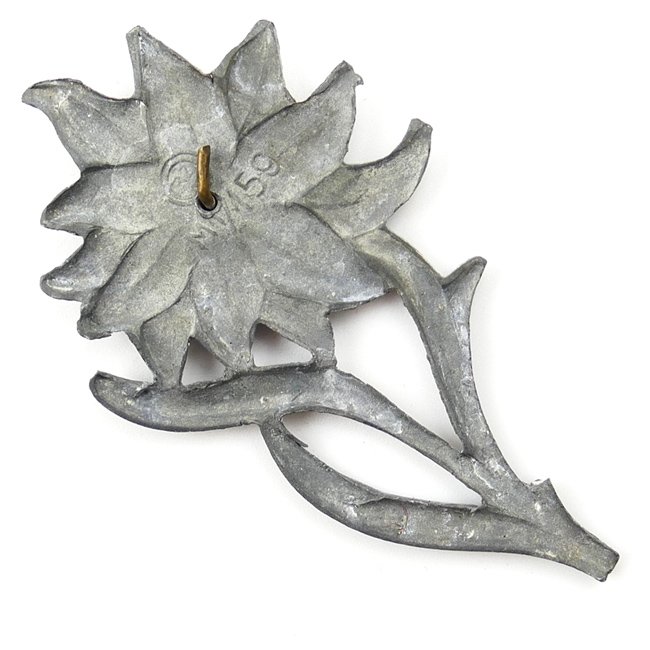 Hitler Youth Mountain Troops Cap 'Edelweiß' Badge — image 3