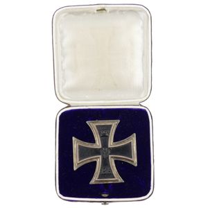 Cased WW1 Iron Cross 1st Class 'KAG'