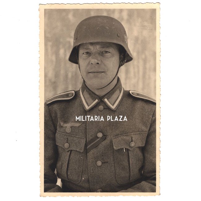 WH (Heer) & 'TeNo' Portrait Photographs — image 2