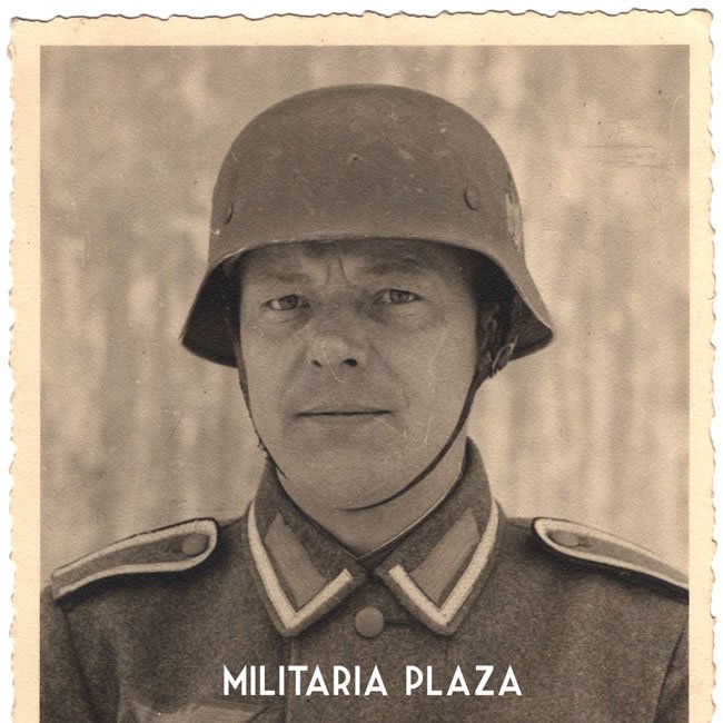 WH (Heer) & 'TeNo' Portrait Photographs — image 3