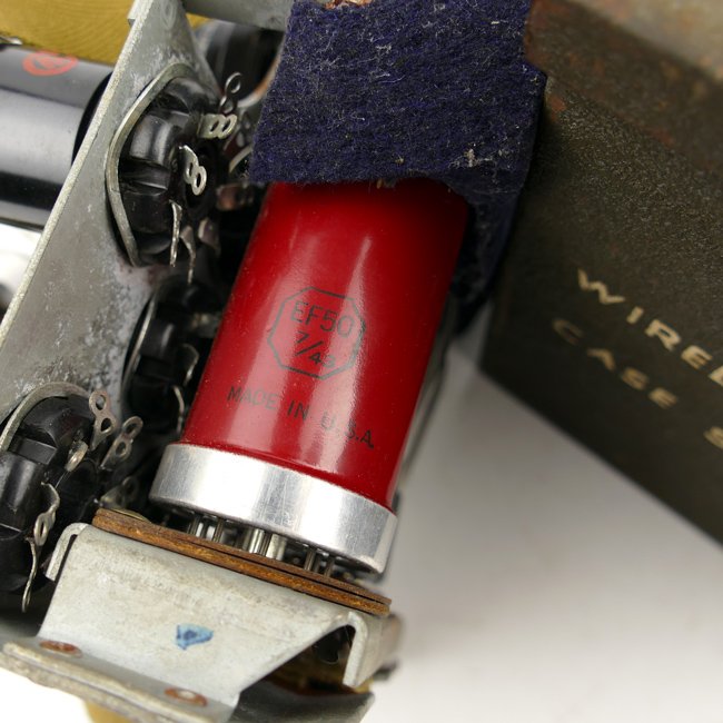 Canadian Wireless Set No.19 Case Spare Valves — image 3