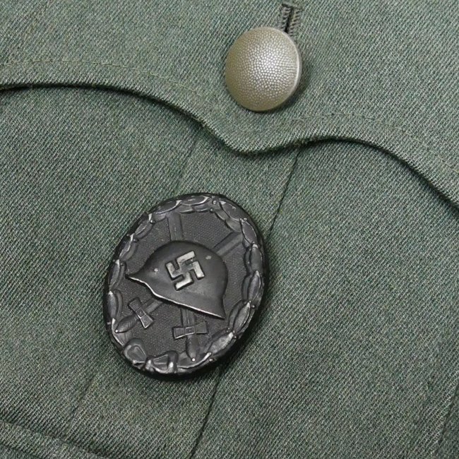 WH (Heer) 'Pionier' Officer's Tunic — image 4