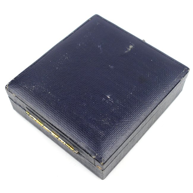 Cased Luftwaffe Pilots Badge - 'B&NL' — image 9