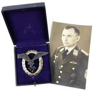Cased Luftwaffe Pilots Badge - 'B&NL'
