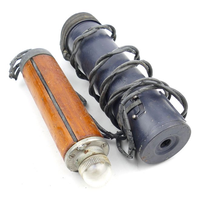 RAF 1941 Pattern Mae West Floatation Lamp — image 2