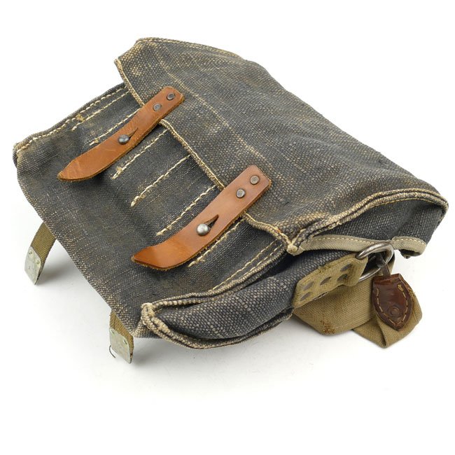 Luftwaffe Webbing Flare Ammunition Pouch — image 2