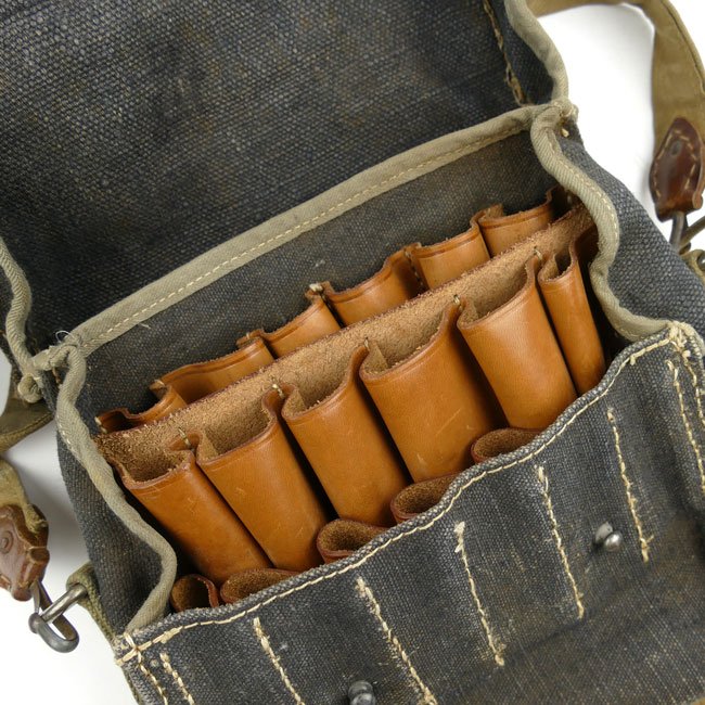Luftwaffe Webbing Flare Ammunition Pouch — image 4