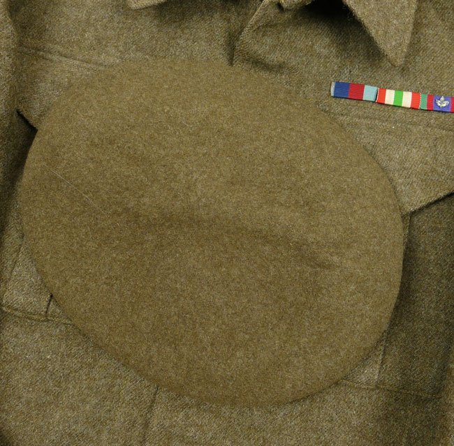 Canadian 'The Westminster Regiment' Battledress & Beret — image 10