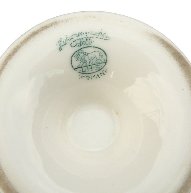 Olympic Games 1936 porcelain vase — image 3