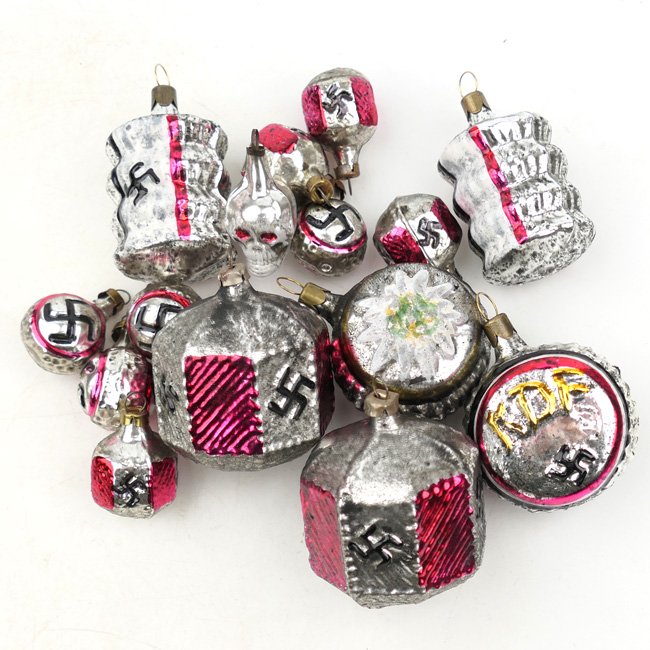 Small sized Third Reich Christmas Ball with Swastika — image 3