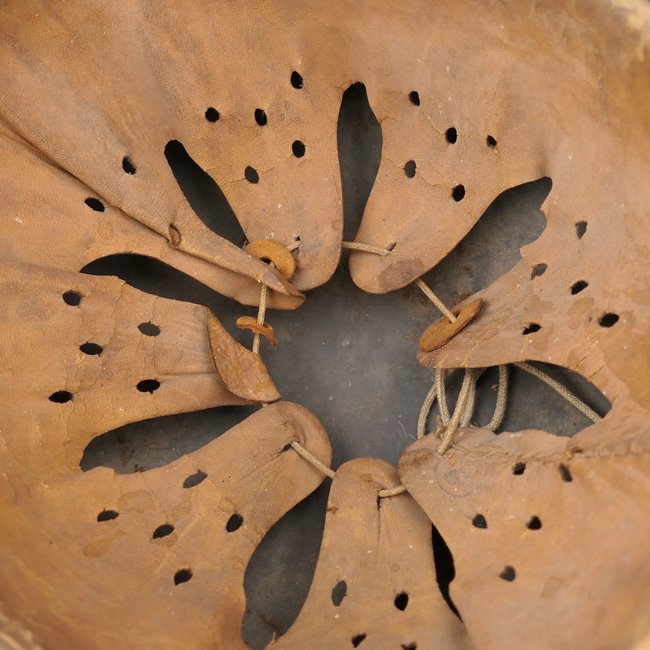 WH (Heer) M40 Combat Helmet — image 15