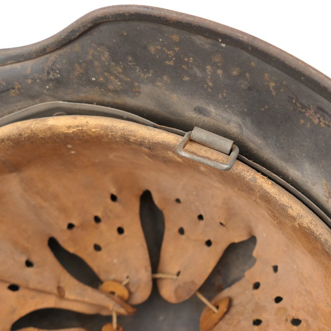 WH (Heer) M40 Combat Helmet — image 16