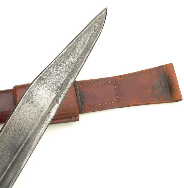 WW2 Canadian 'Ross' Fighting Knife — image 3
