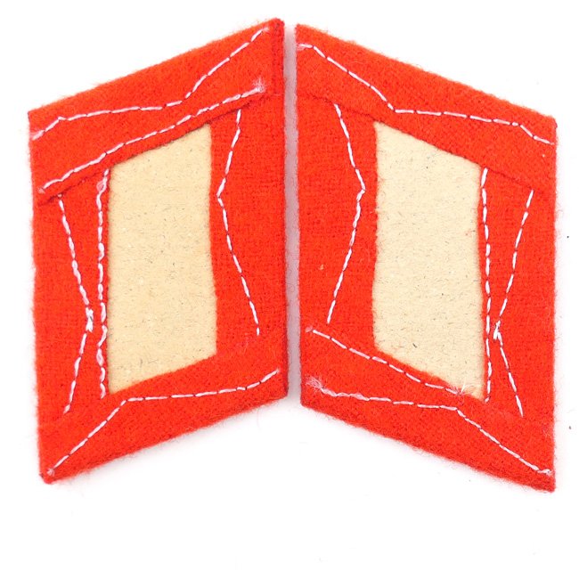 DDR NVA Paratrooper Collar Tabs — image 3