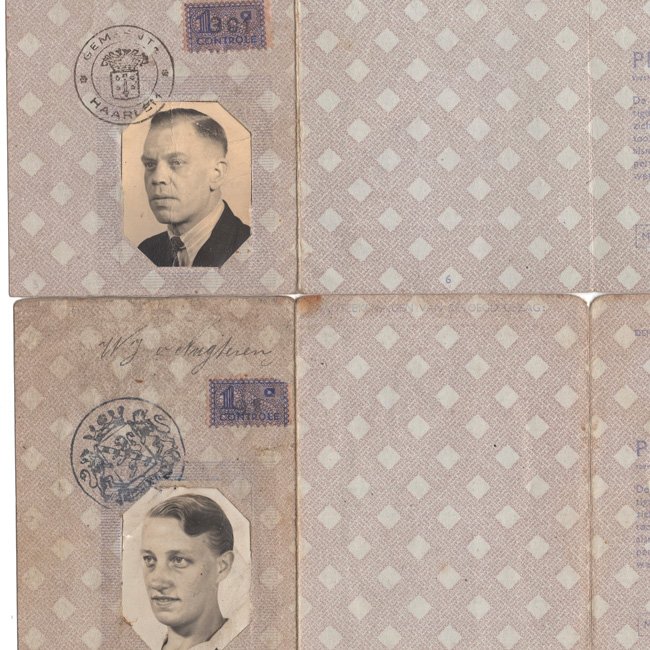 Dutch 'Persoonsbewijs' Set from one Family — image 3