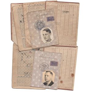 Dutch 'Persoonsbewijs' Set from one Family