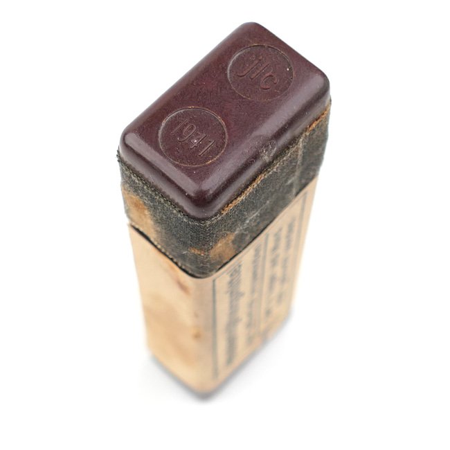 Bakelite 'Hautentgiftungsmittel' Box — image 2