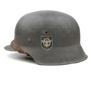 Polizei DD M42 Combat Helmet EF68