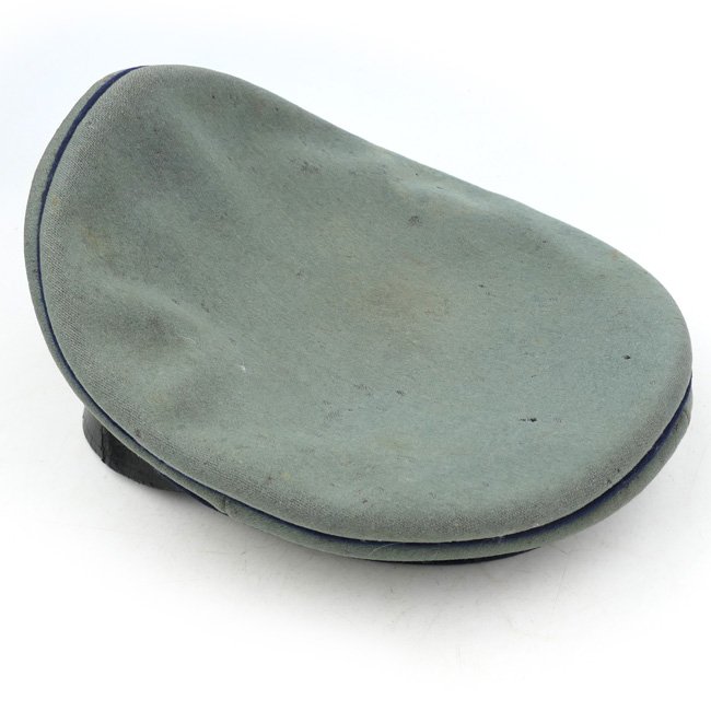 WH (Heer) Medical Officer's 'Crusher' Visor Cap — image 4