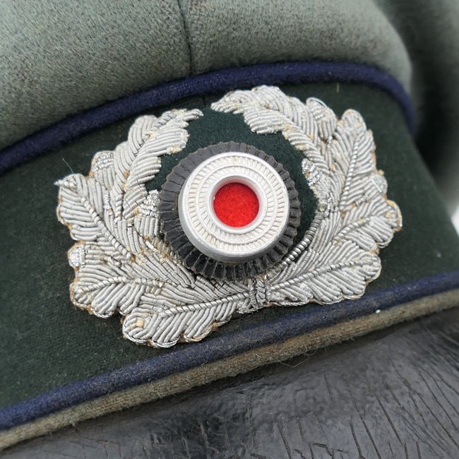 WH (Heer) Medical Officer's 'Crusher' Visor Cap — image 5